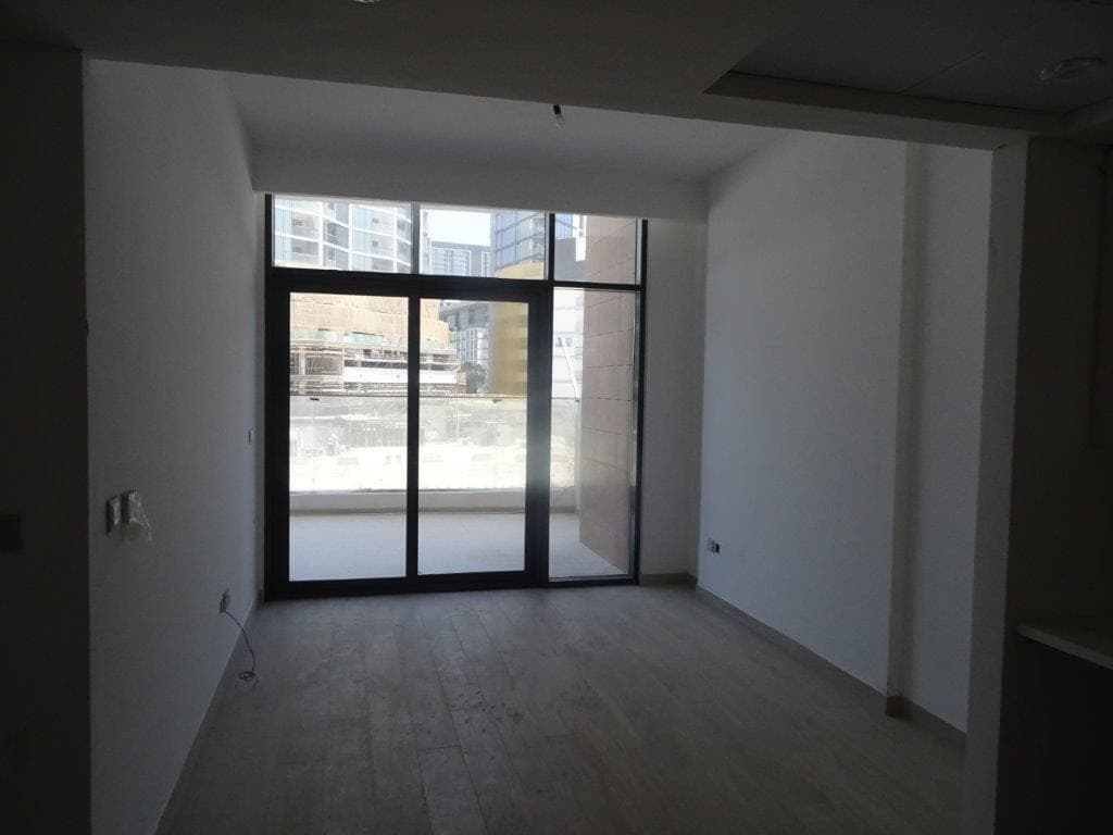 Riviera 38 - Construction