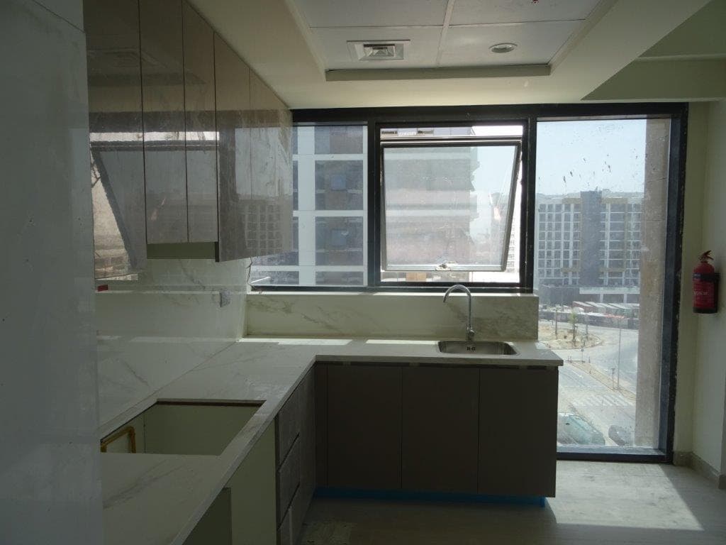 Riviera 44 - Construction