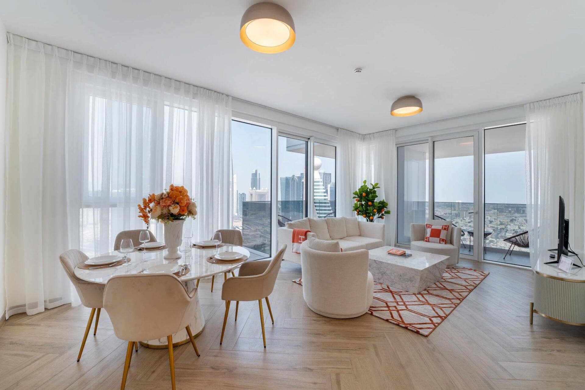 1 Residences - Finishing