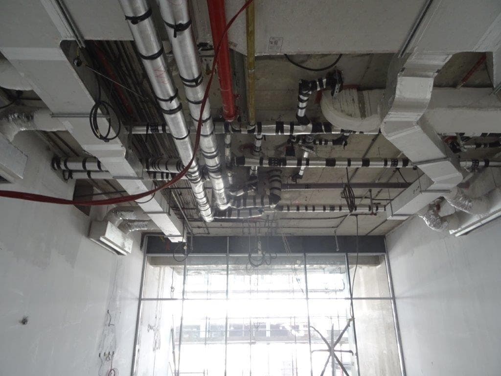 Riviera 42 - Construction