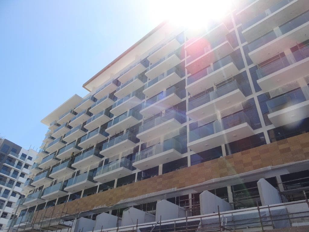 Riviera 42 - Construction