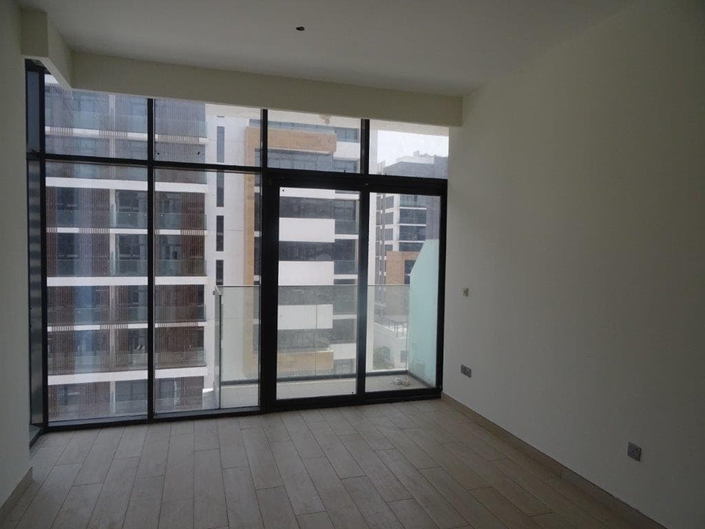 Riviera 15 - Construction