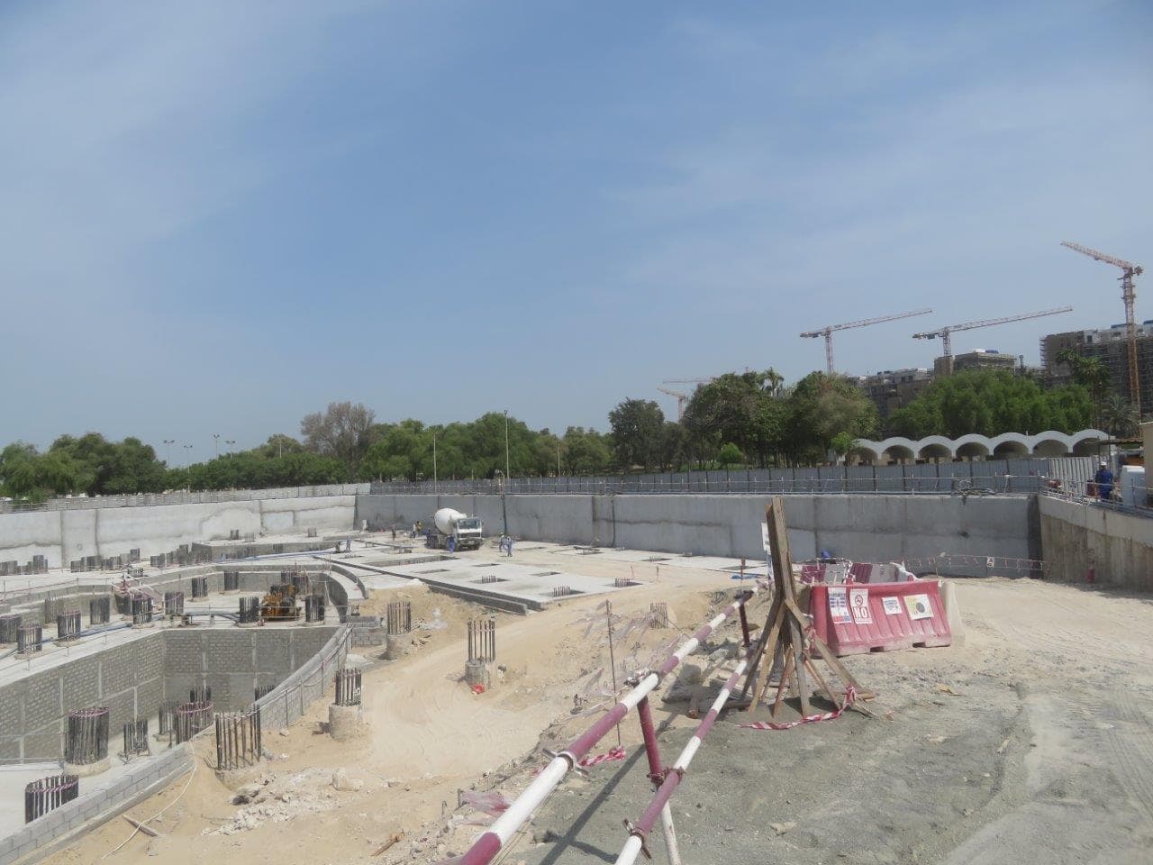 Safa One - Construction