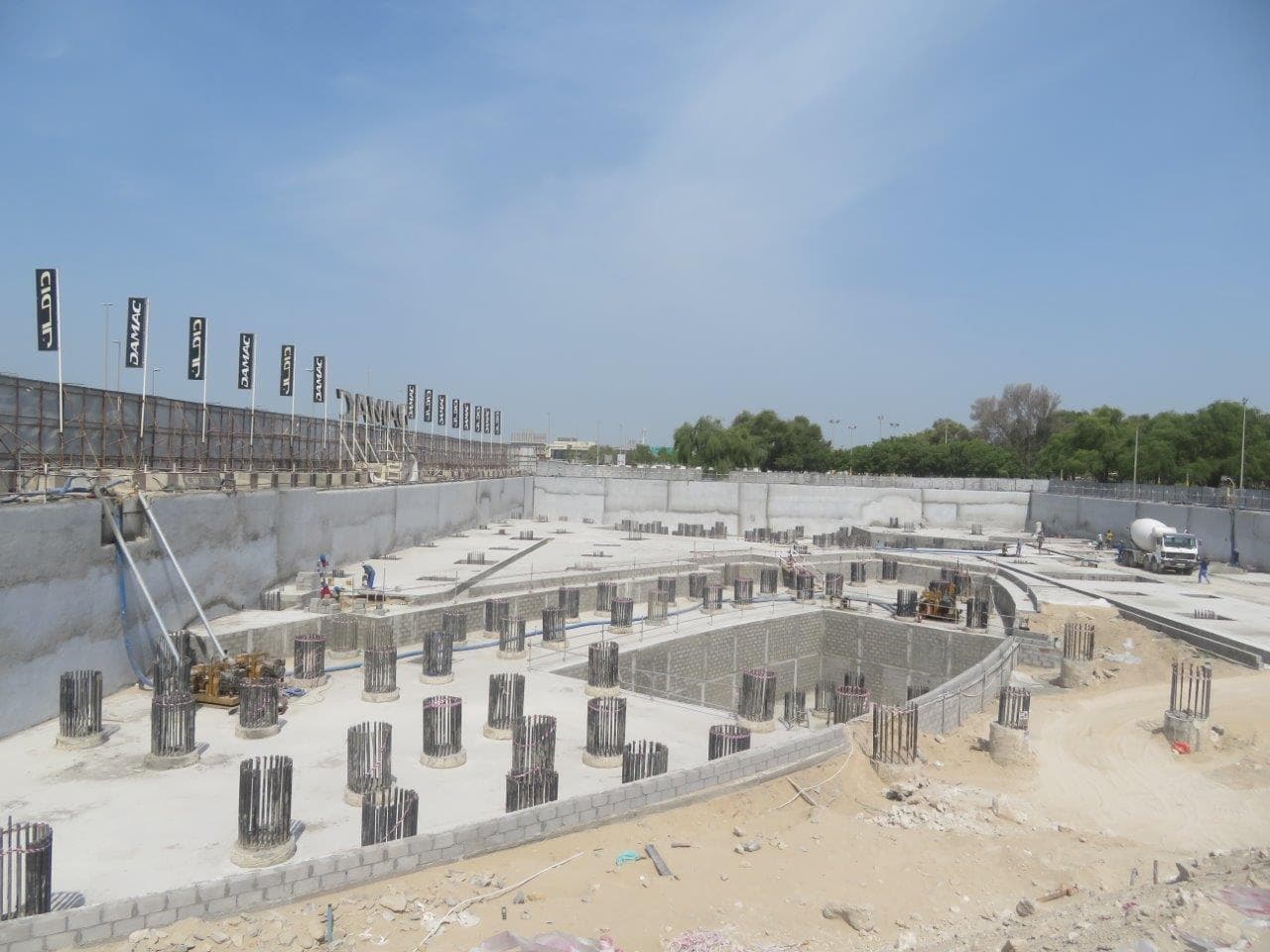 Safa One - Construction