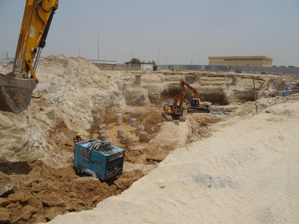 Tria - Construction