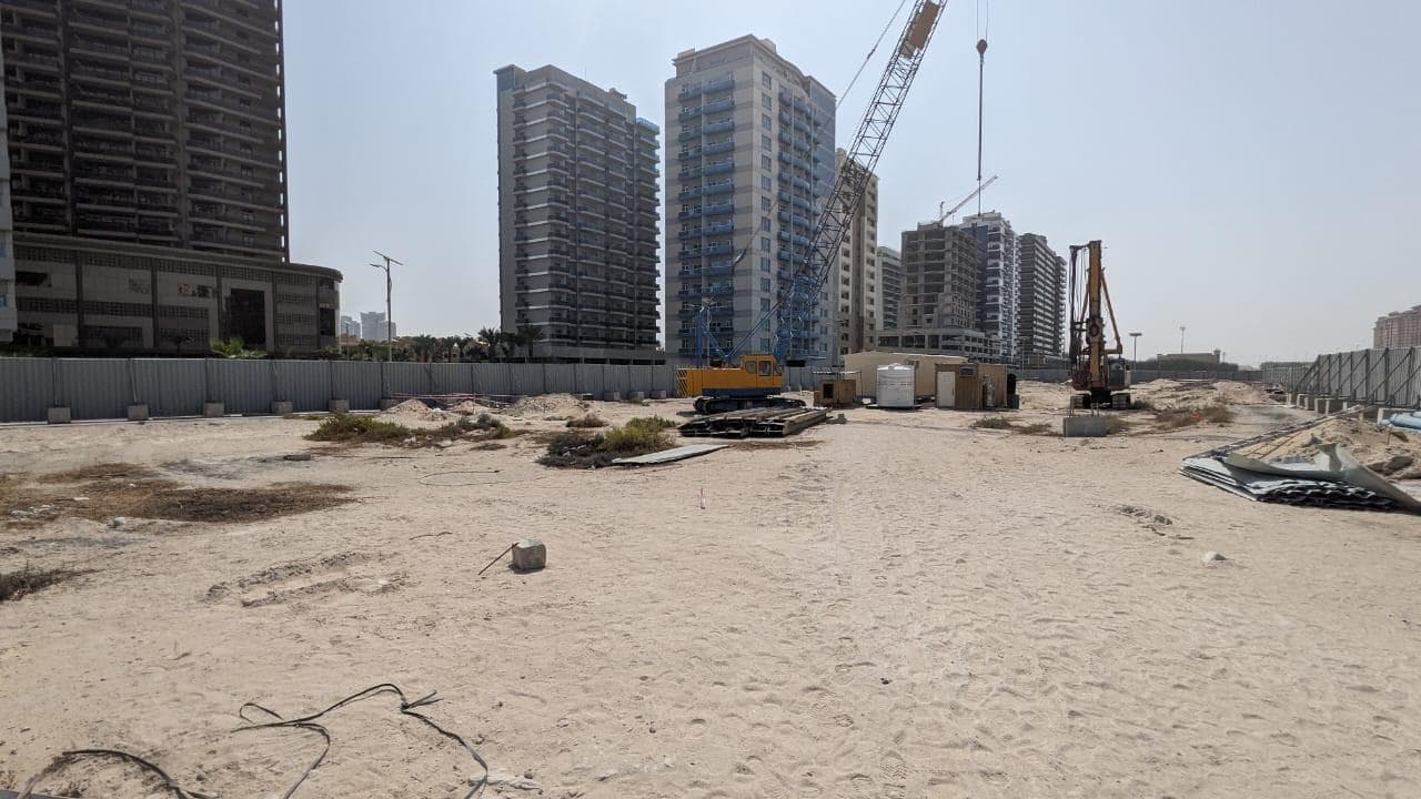 Azizi Grand - Construction