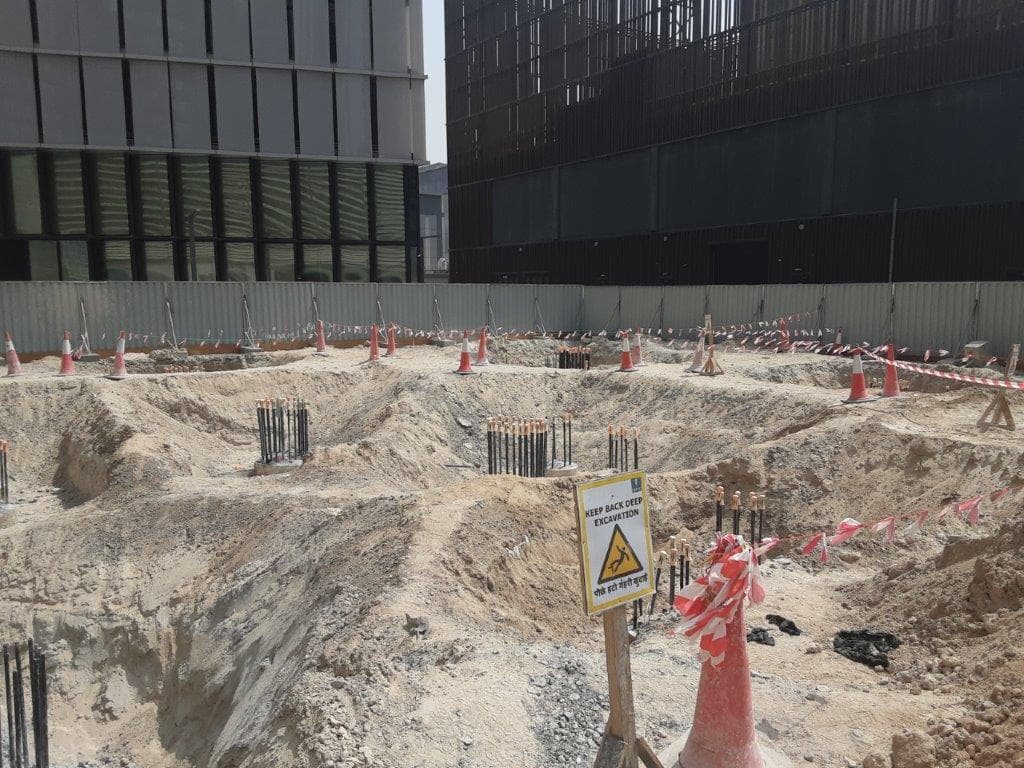 Elegance Tower - Construction