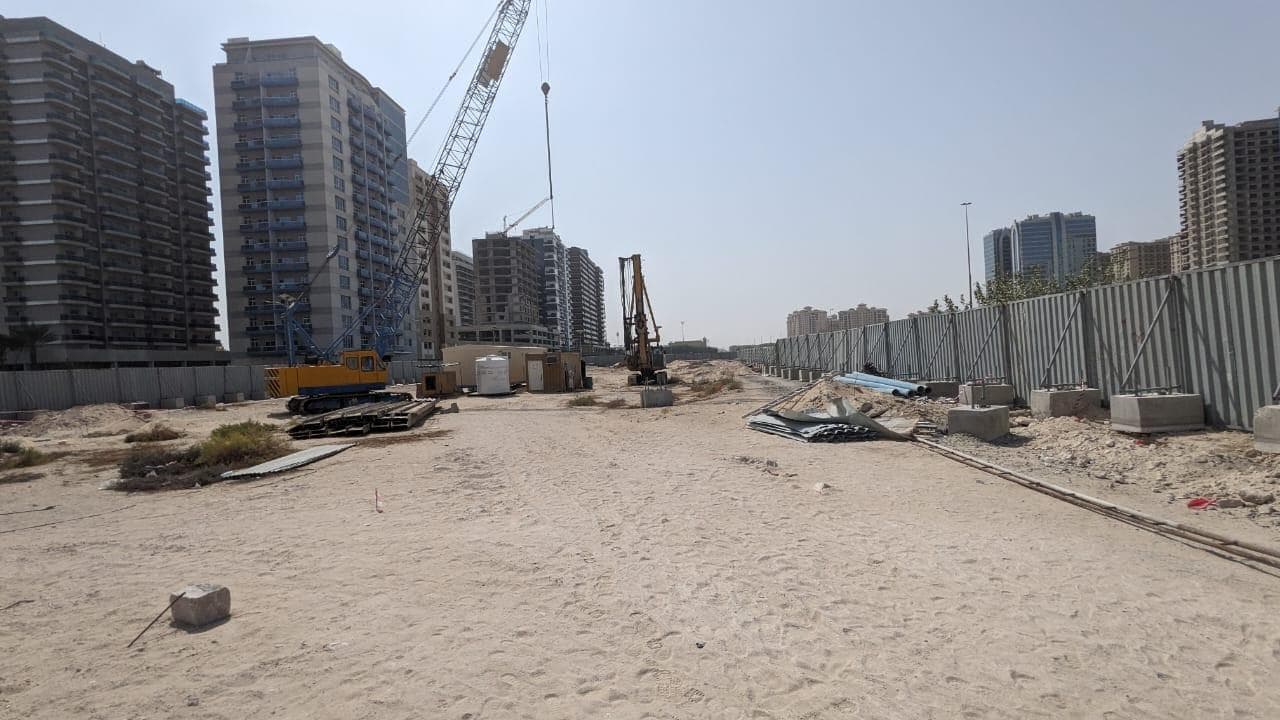 Azizi Grand - Construction