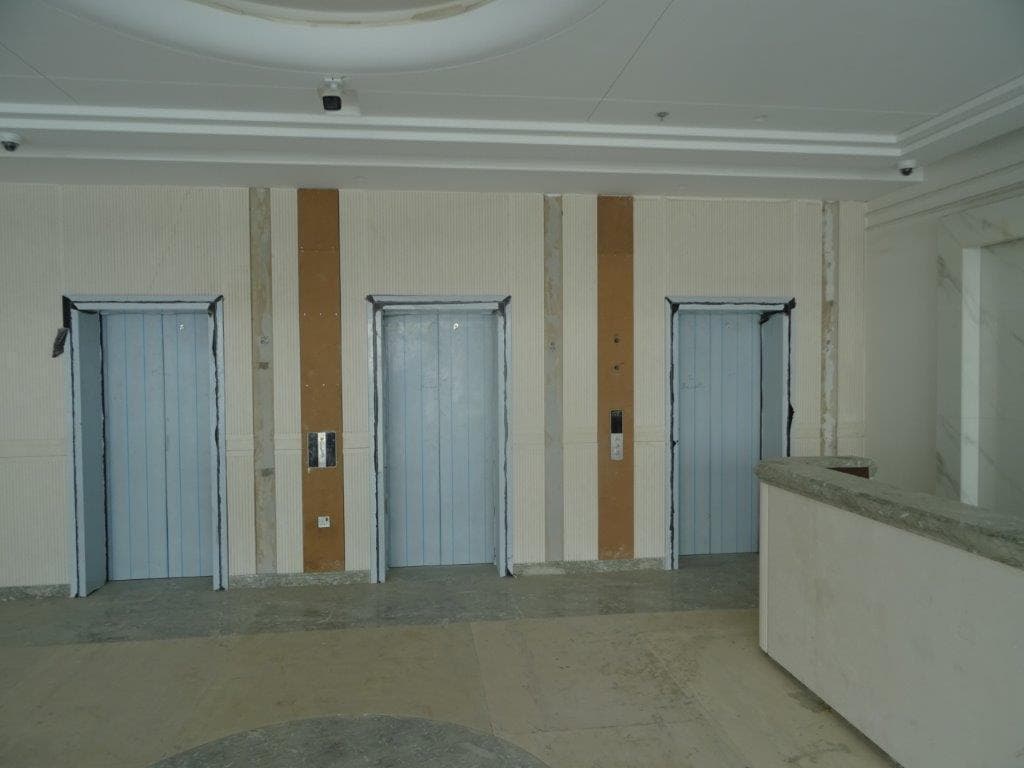Riviera 41 - Construction