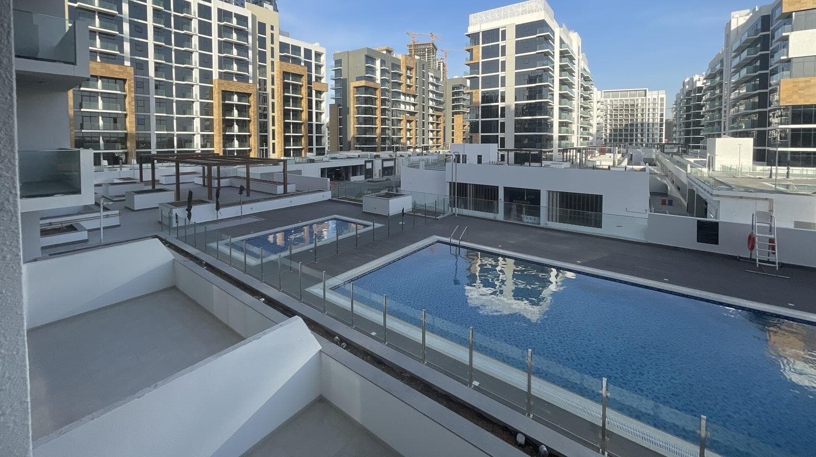 Riviera 36 - Construction