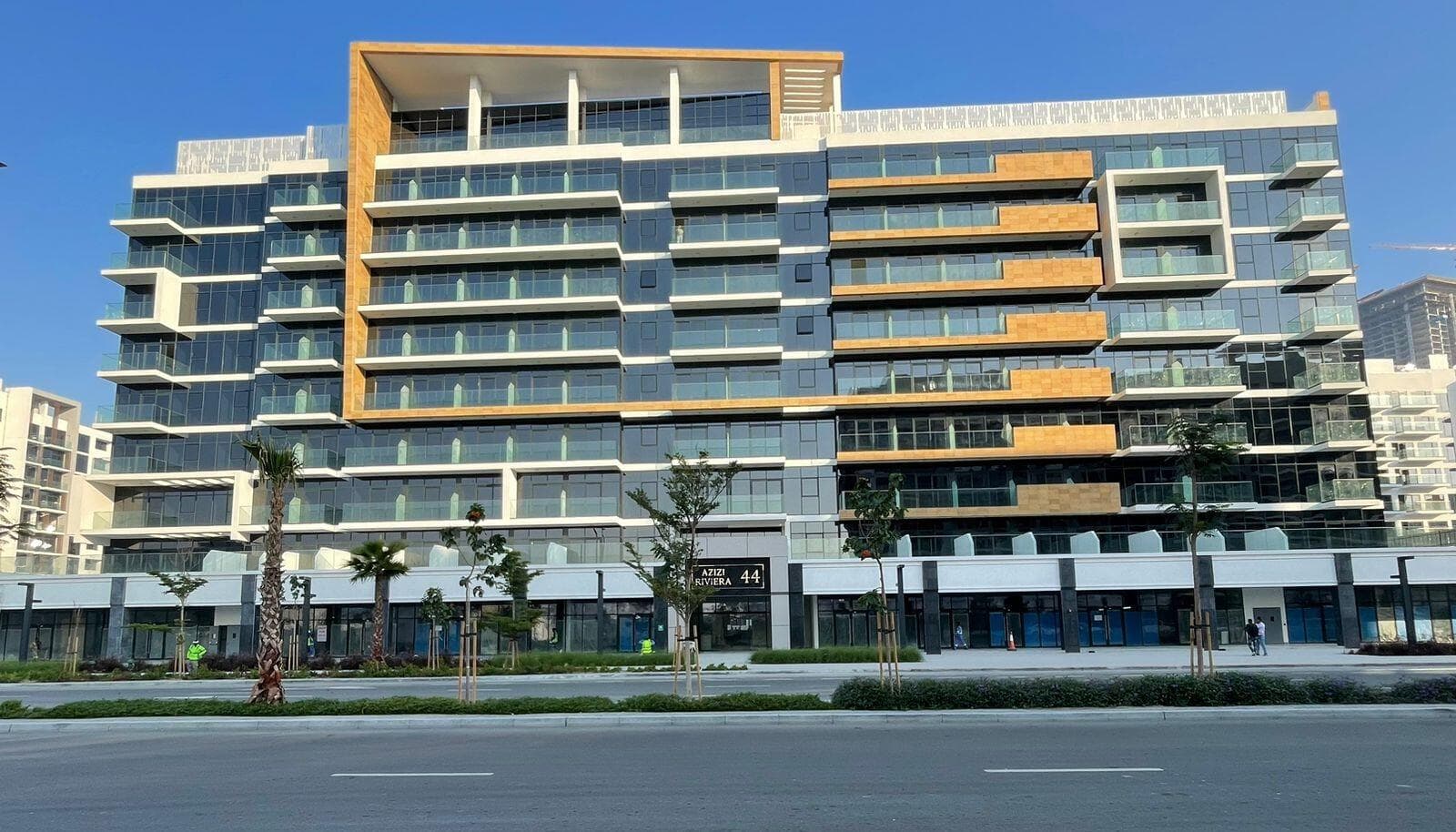 Riviera 44 - Construction