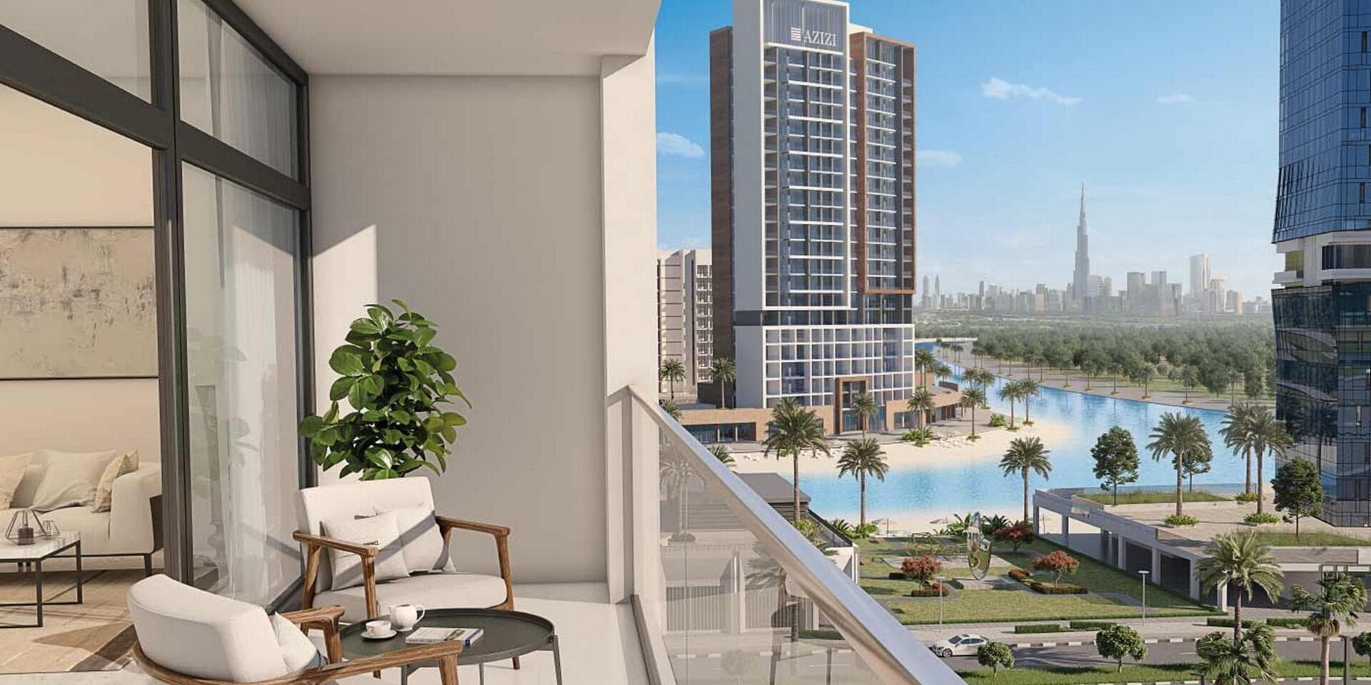 Riviera 61 - Views