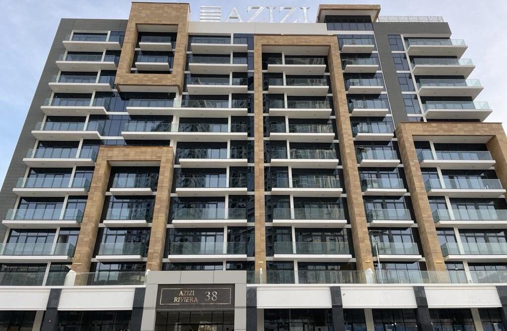 Riviera 38 - Construction