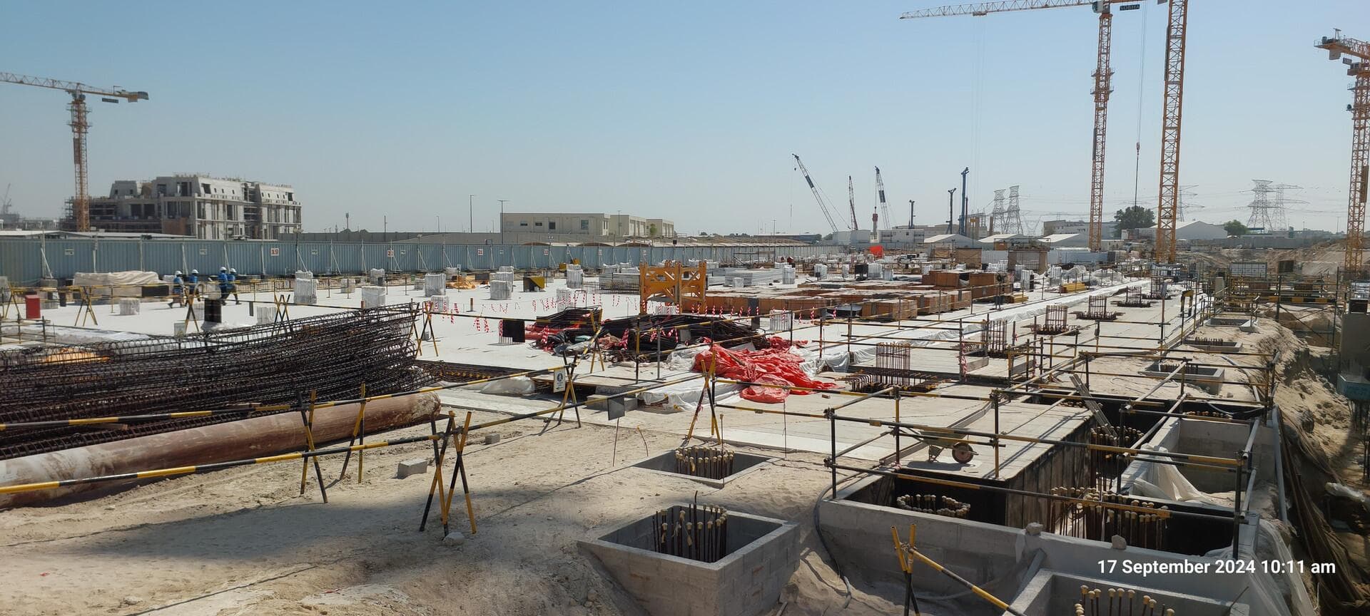 360 Riverside Crescent - Construction