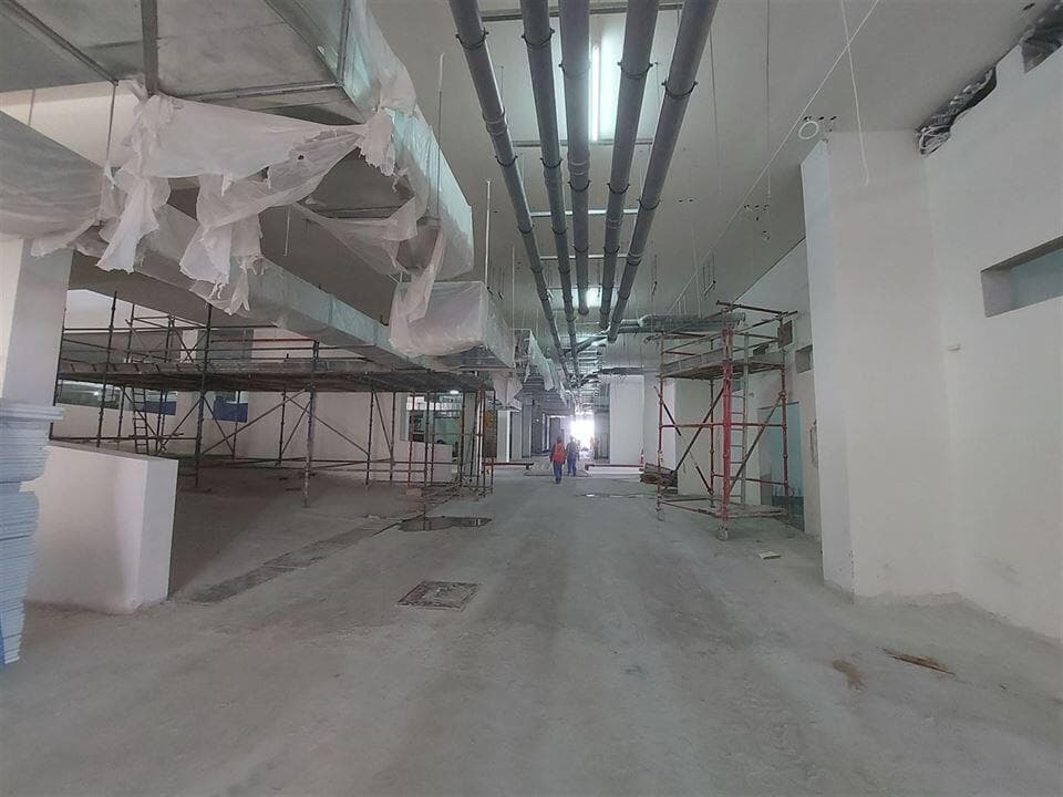 Elvira - Construction