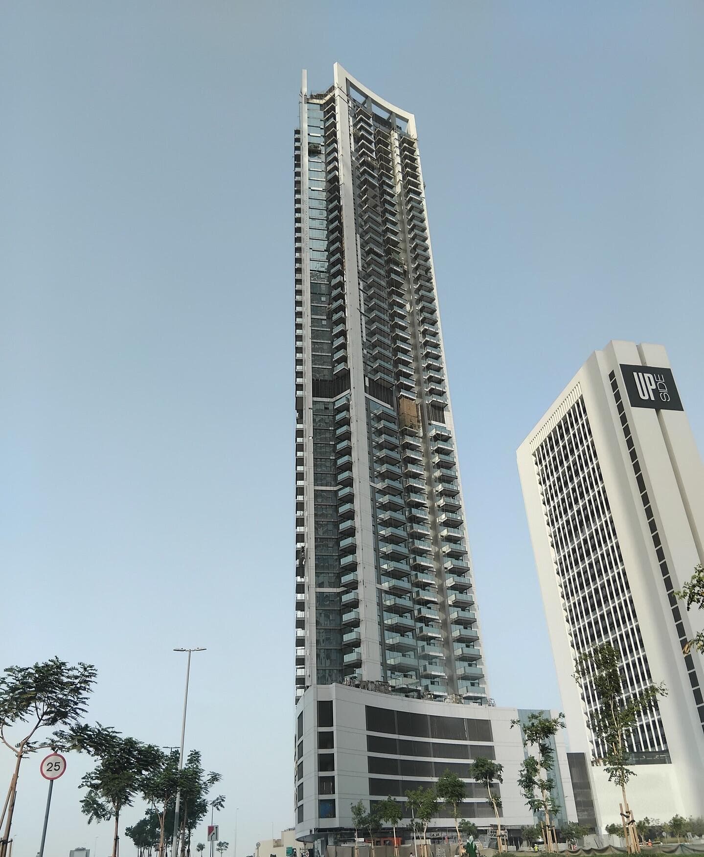 Nobles Tower - Construction