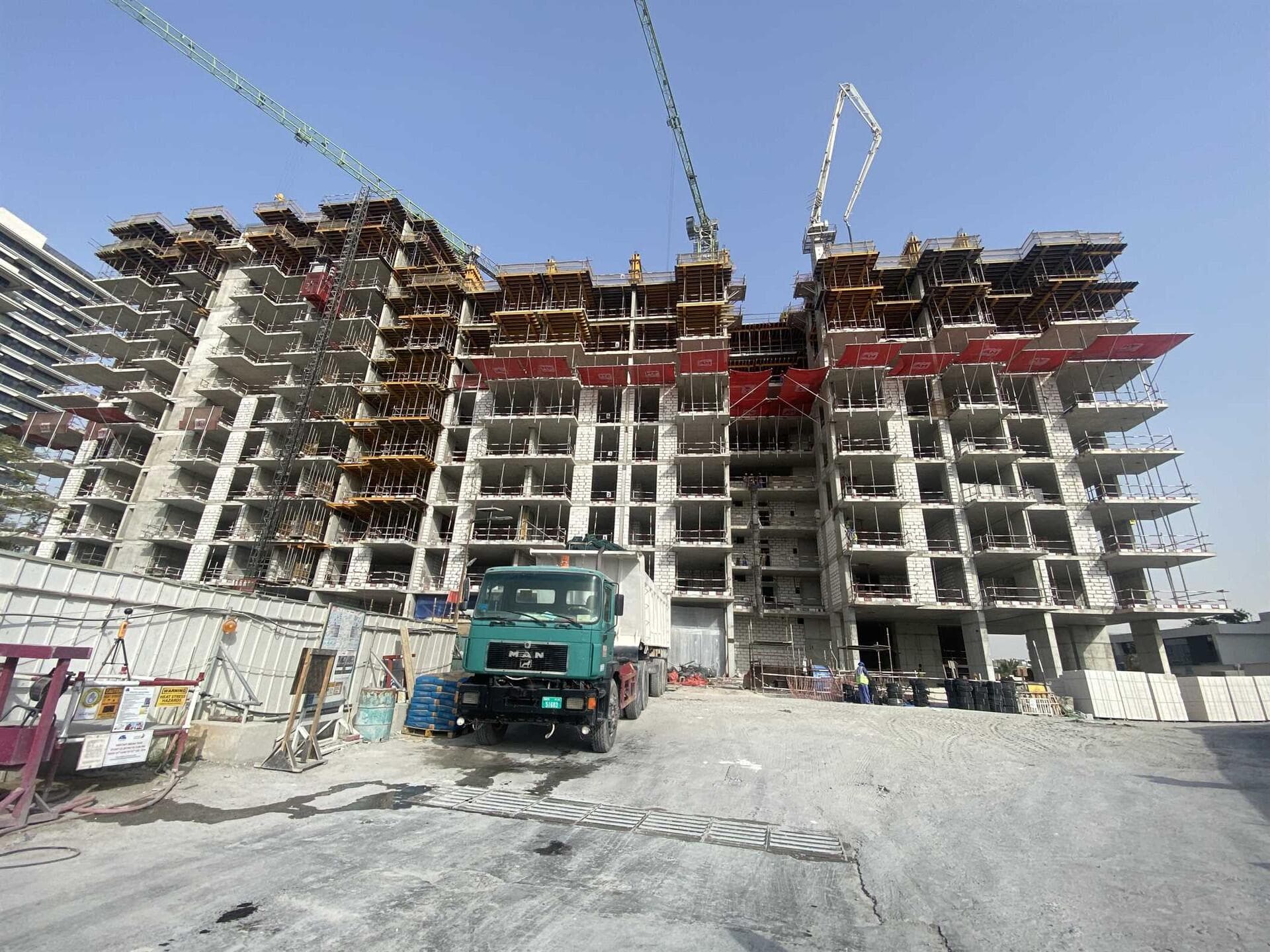 Golf Grand - Construction