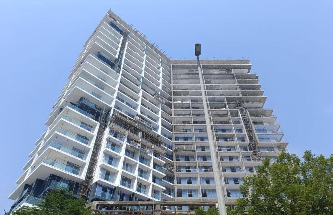 The Paragon - Construction