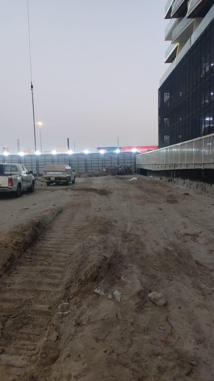 Binghatti Starlight - Construction