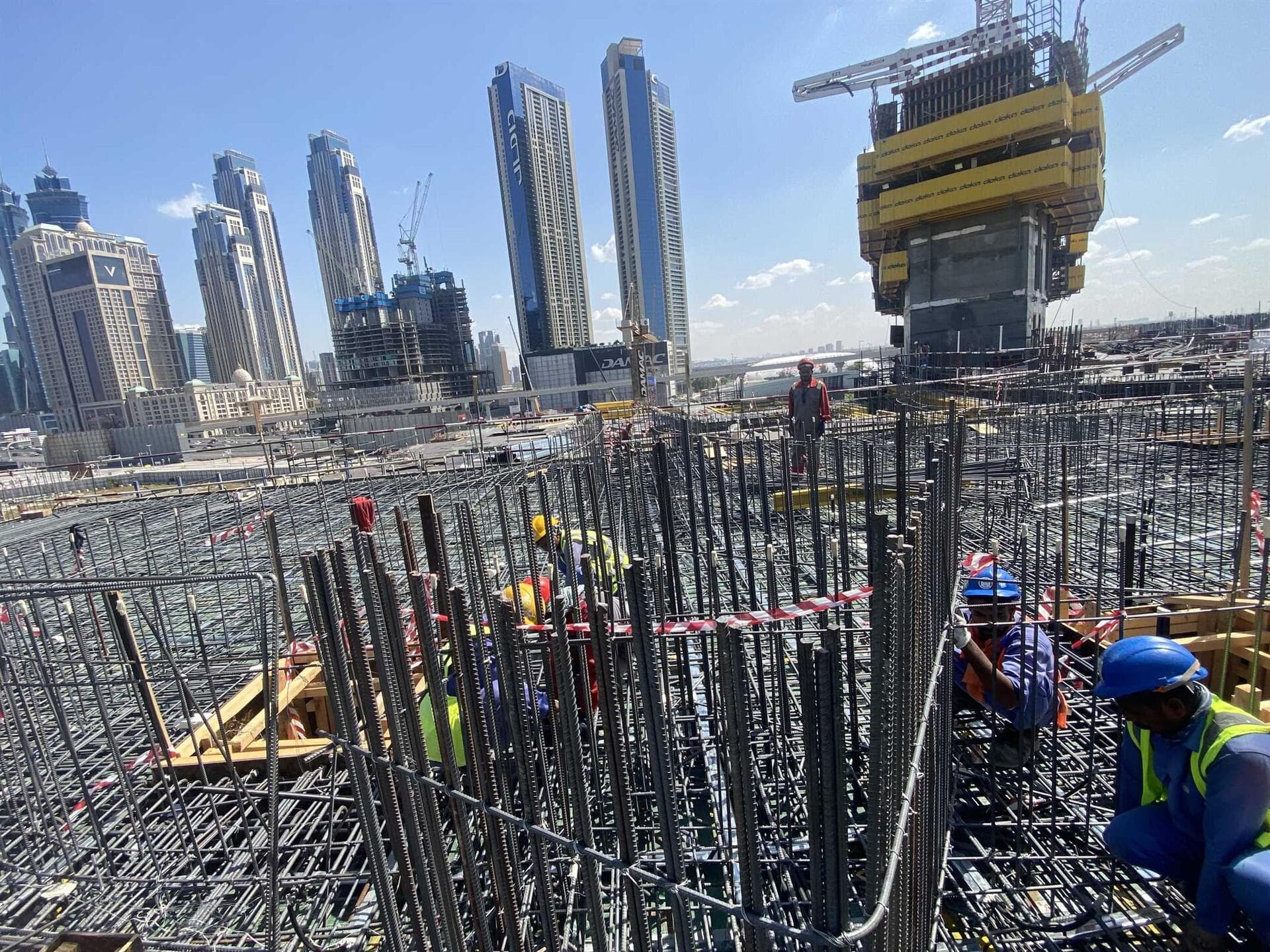 Safa One - Construction