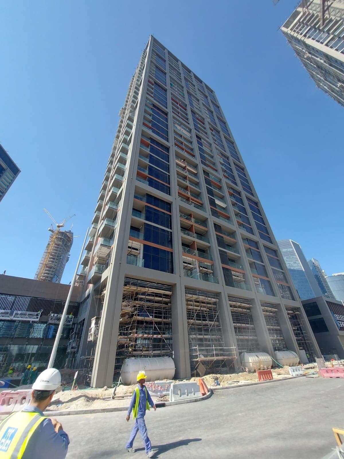 Peninsula One - Construction