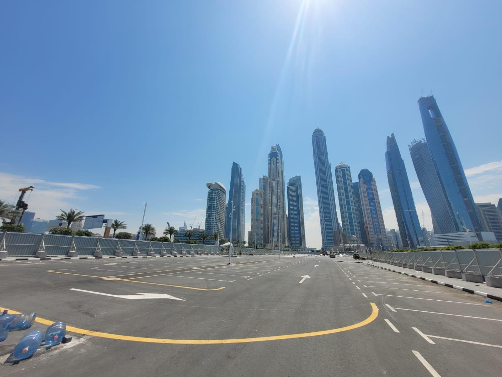 W Residences at Dubai Harbour - Construction