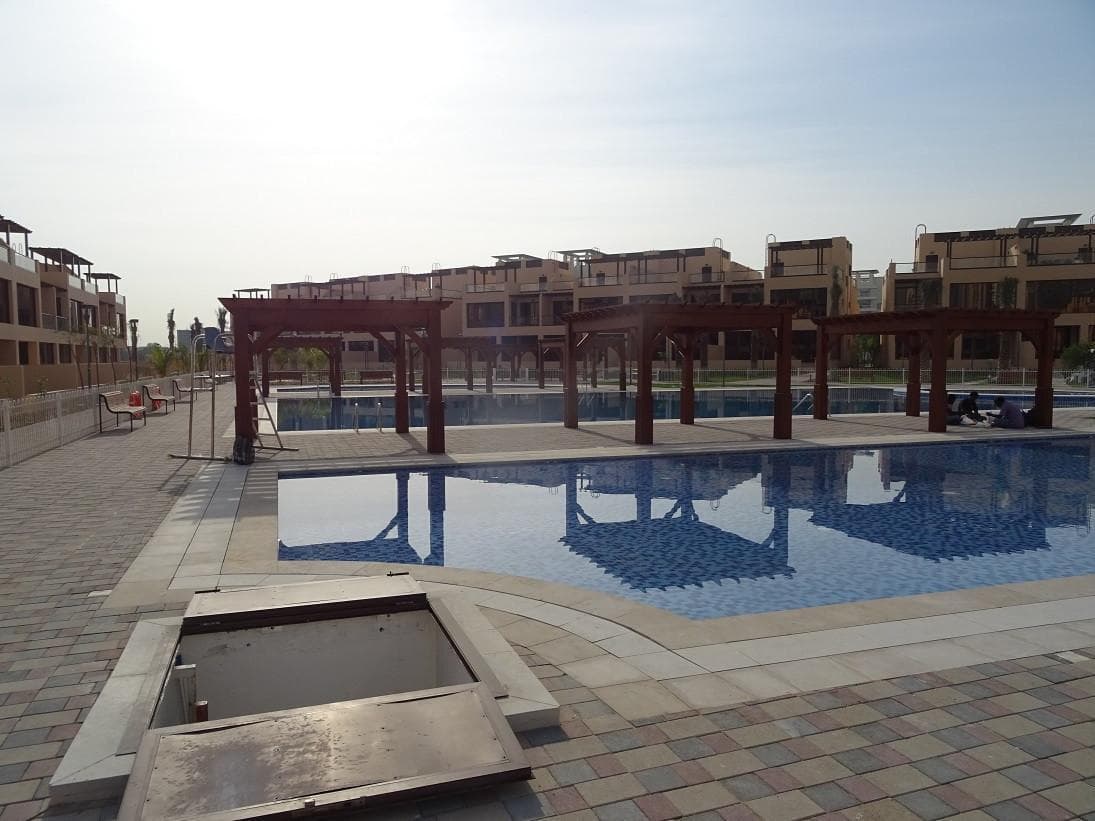 Townhouses At Jumeirah Islands - Infrastructure