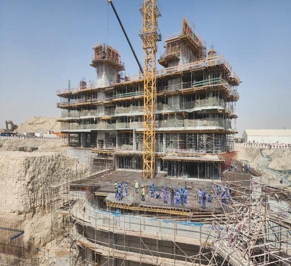 Azizi Venice (1-11) - Construction