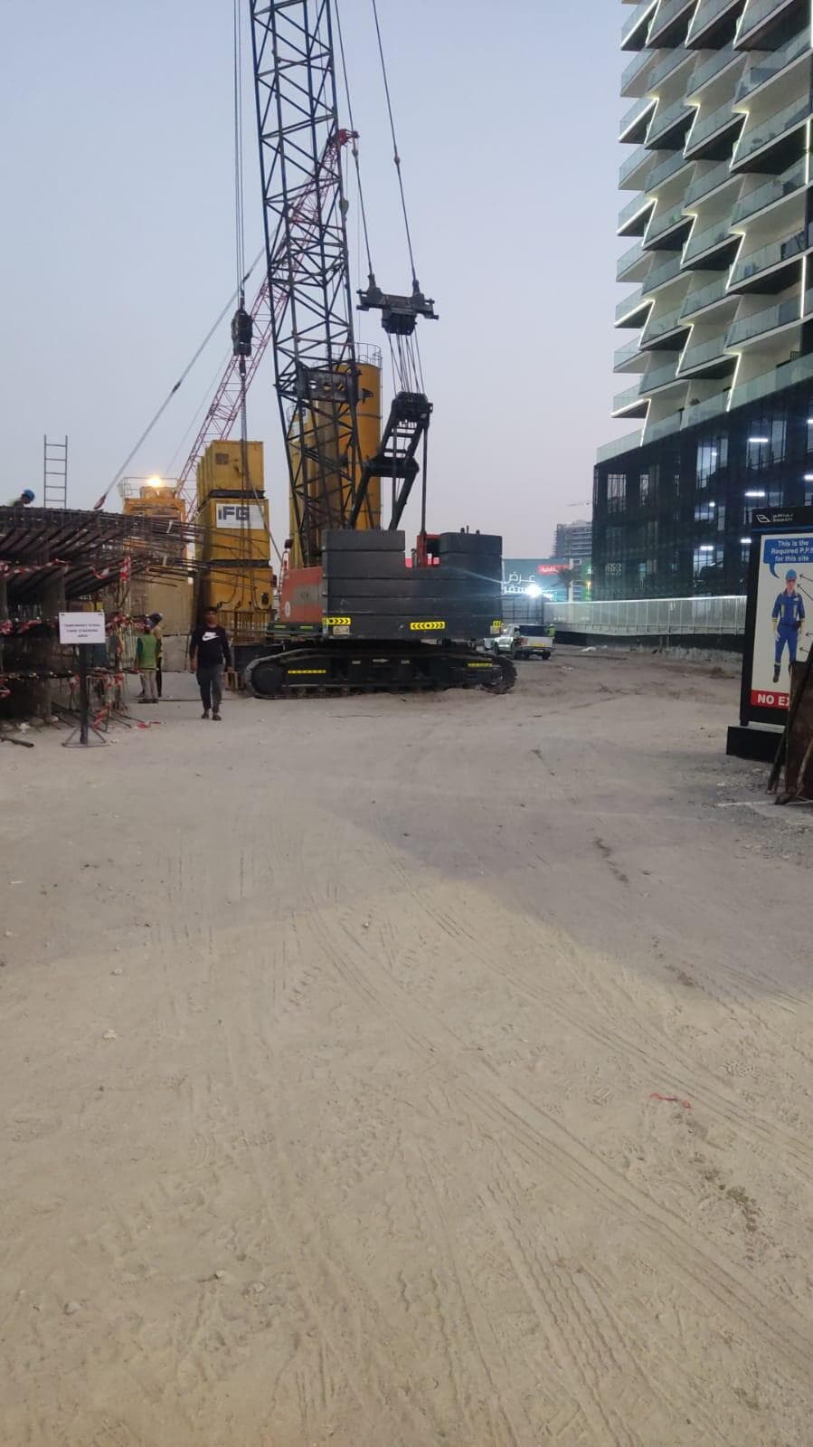 Binghatti Starlight - Construction