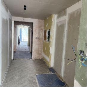 Peninsula Three - Construction