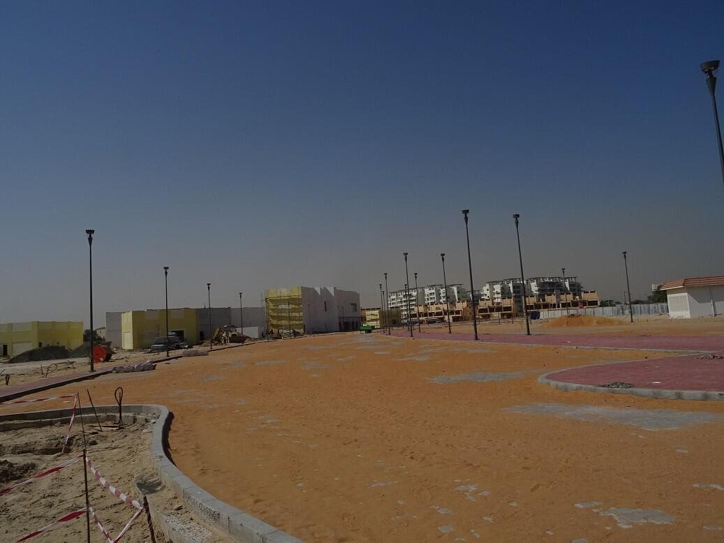 Townhouses At Jumeirah Islands - Construction