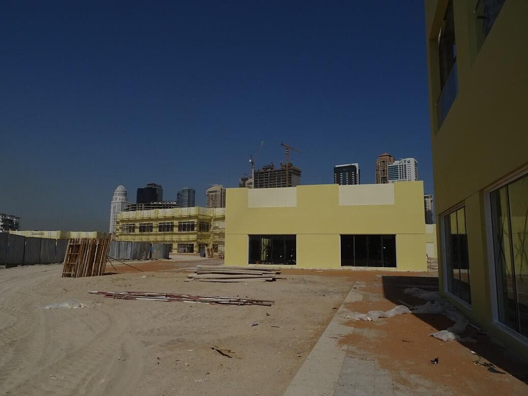 Townhouses At Jumeirah Islands - Construction