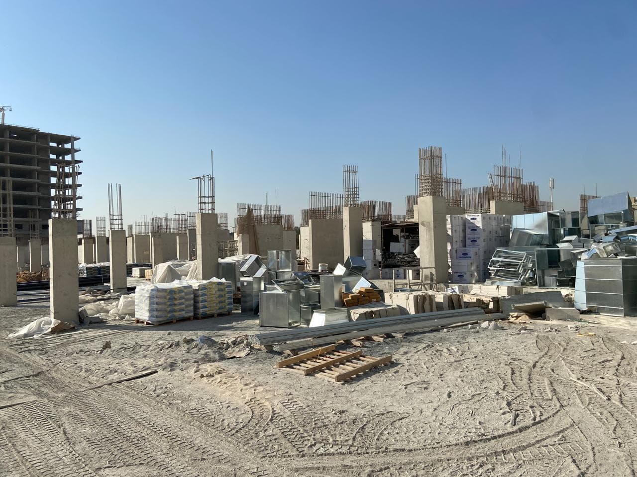 Living Legends Phase 5 - Construction