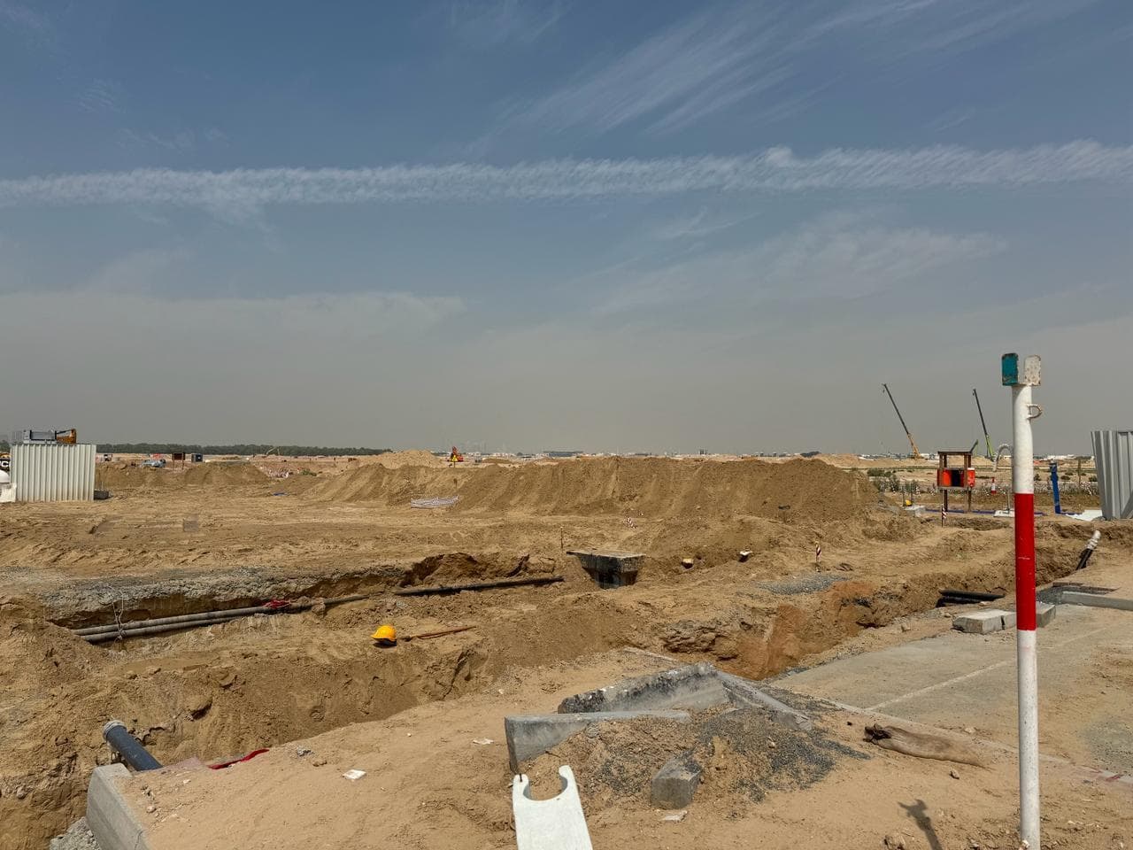 Nineteen Riviera Lagoon - Construction