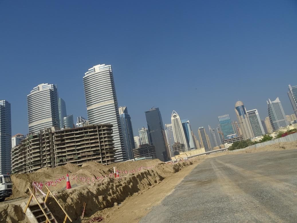 Townhouses At Jumeirah Islands - Construction