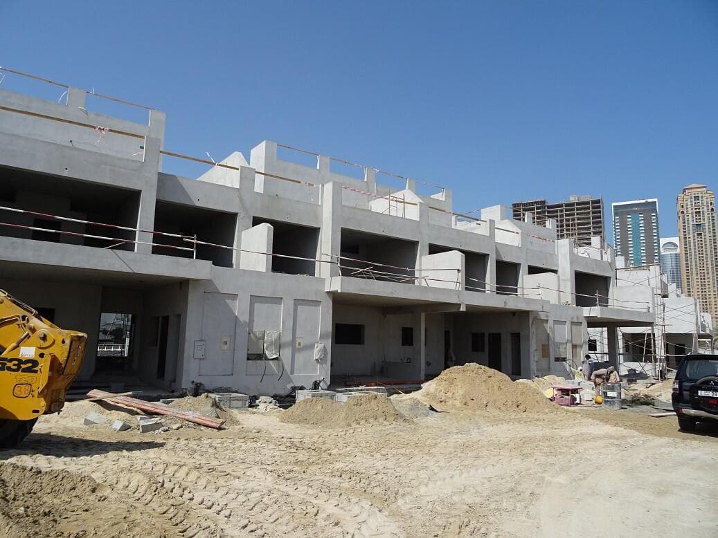 Townhouses At Jumeirah Islands - Construction