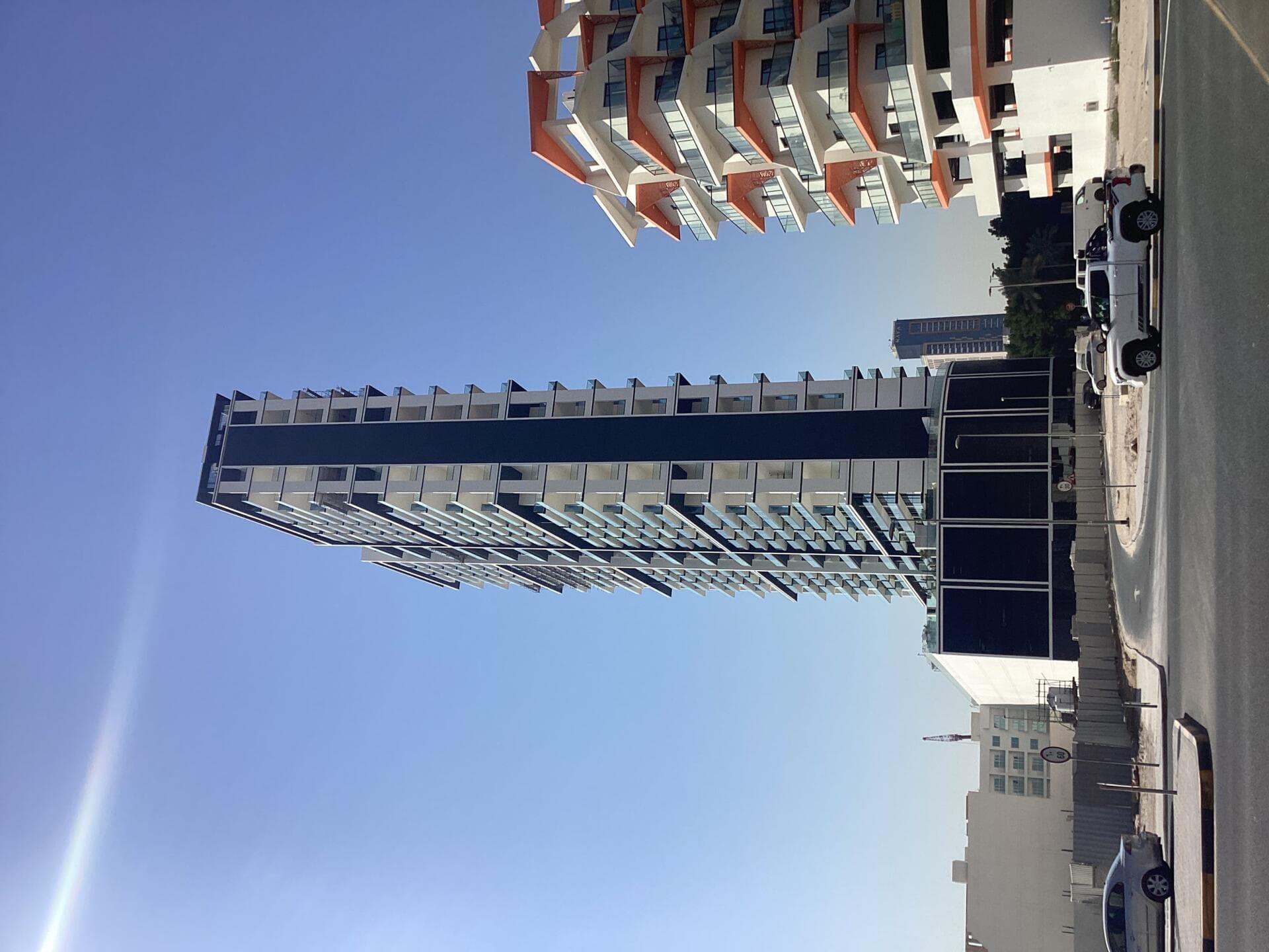 Binghatti Onyx - Construction