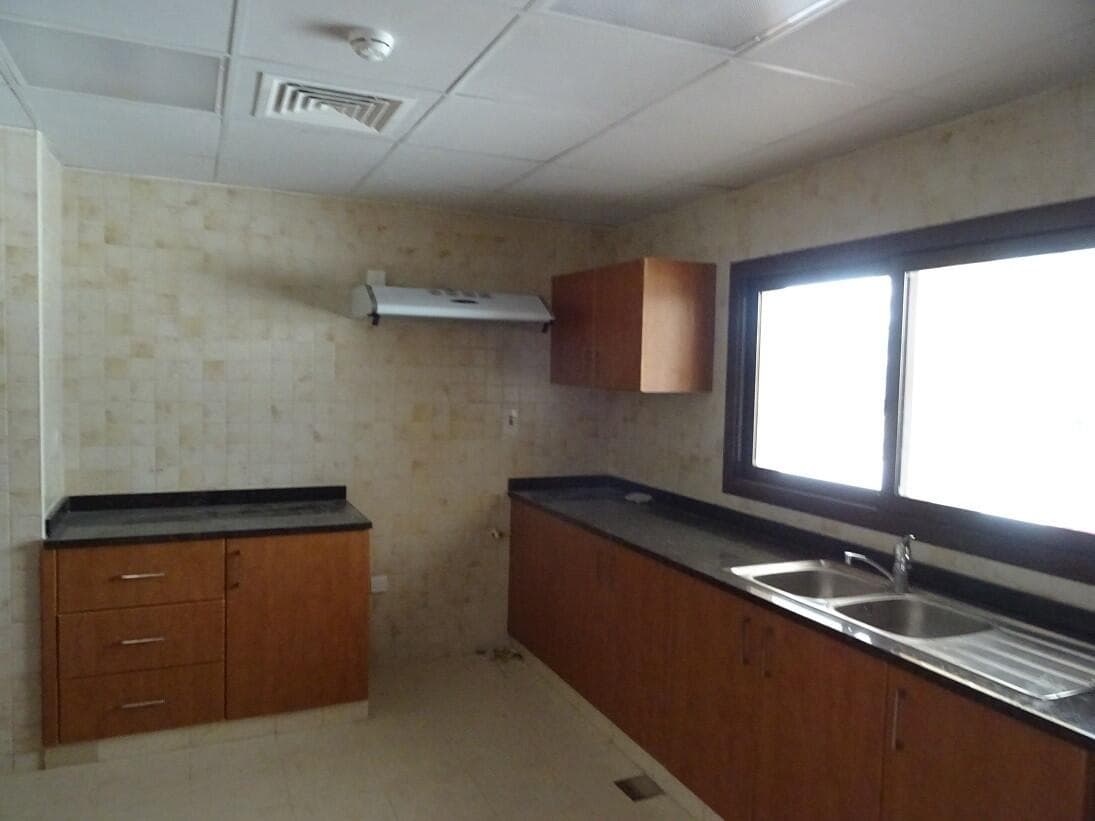 Townhouses At Jumeirah Islands - Construction
