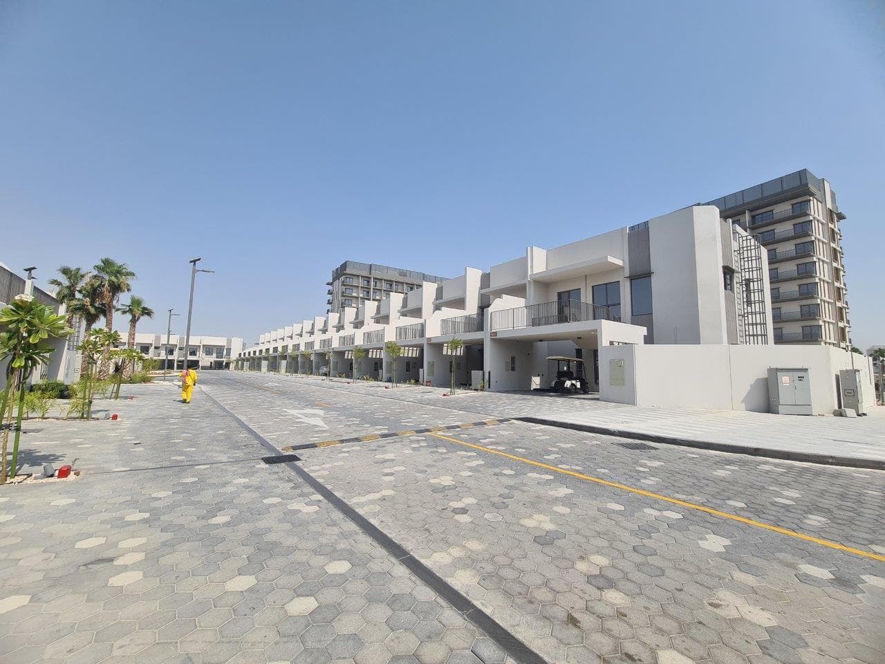 MAG City Townhouses - Construction