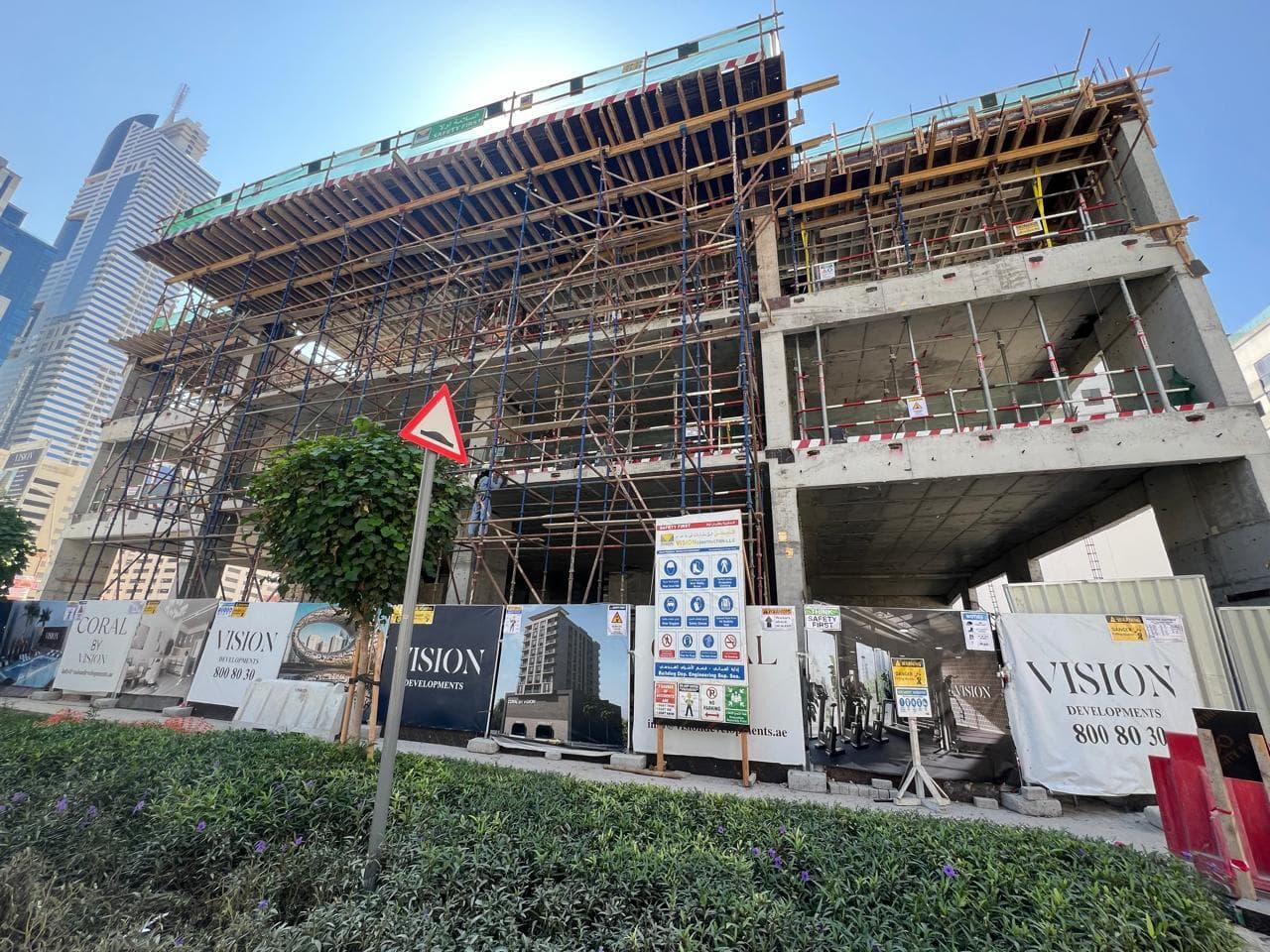 Coral By Vision - Construction
