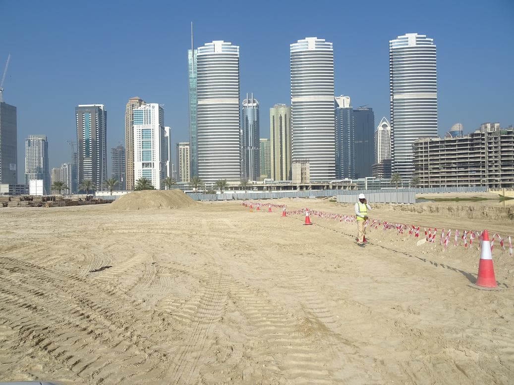 Townhouses At Jumeirah Islands - Construction