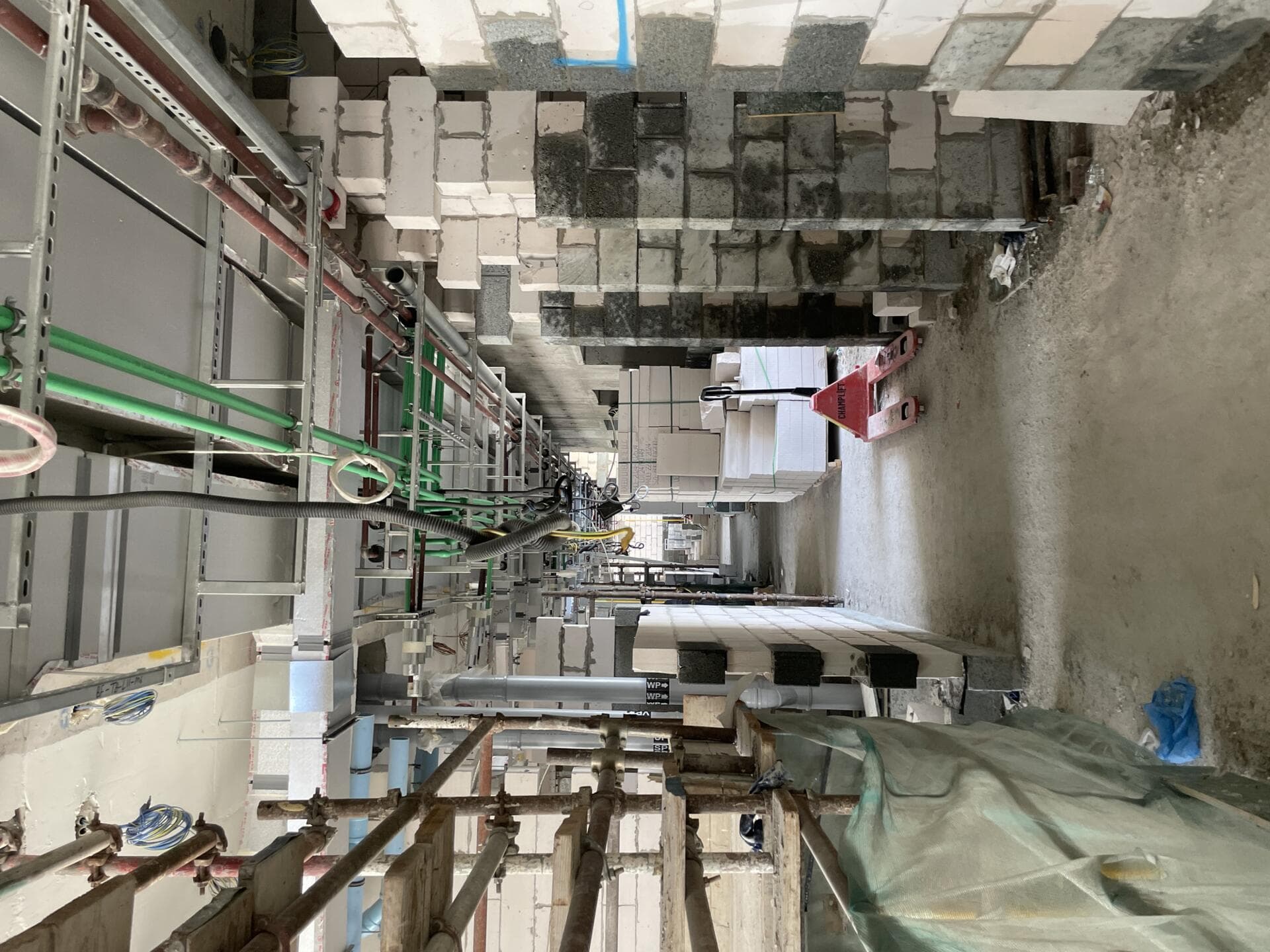 Riviera Beachfront - Construction
