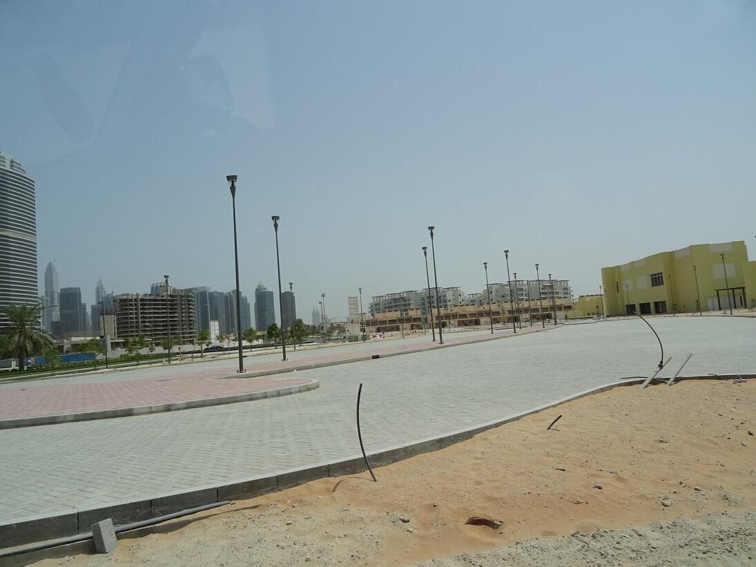Townhouses At Jumeirah Islands - Construction