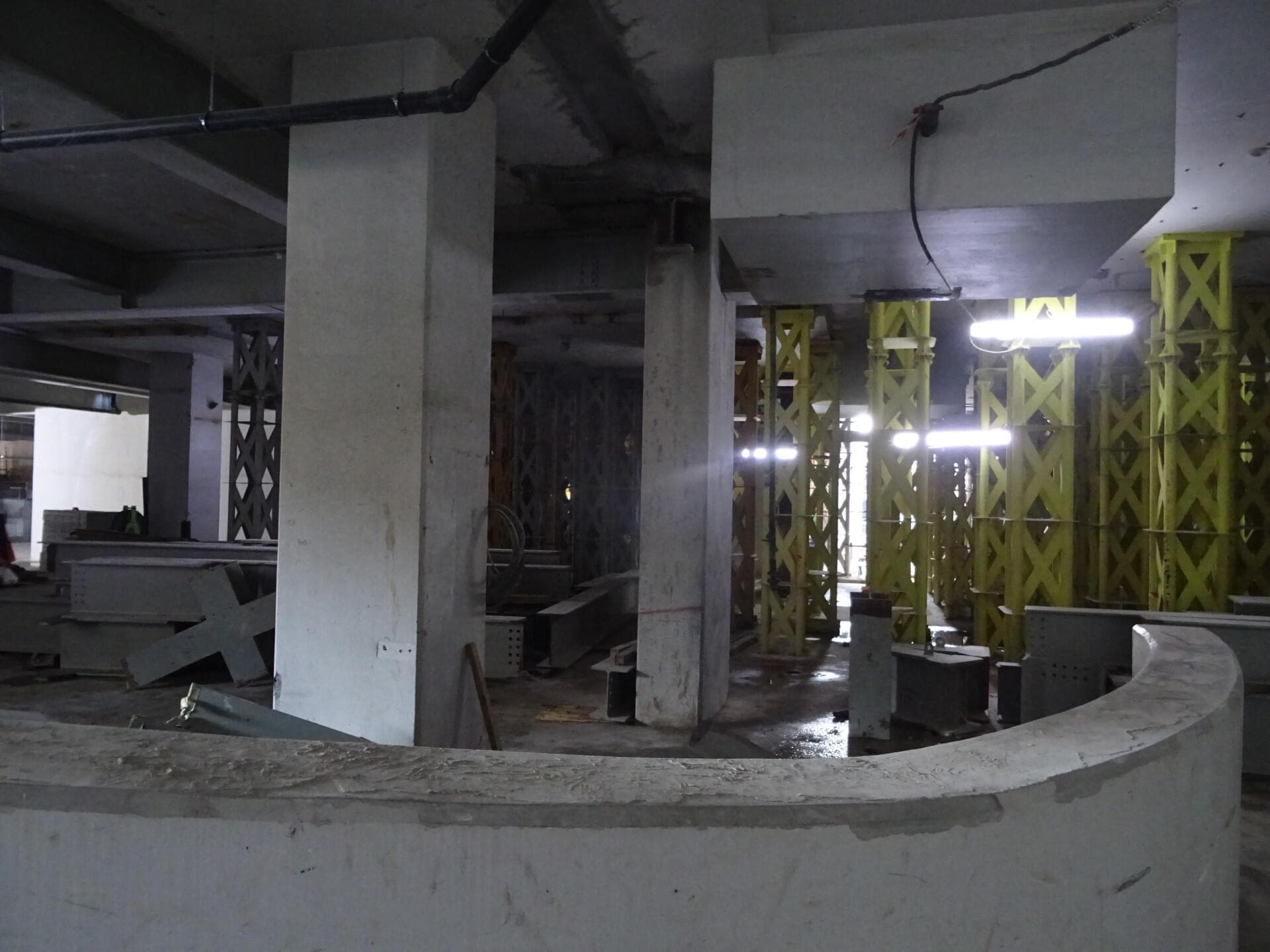Al Habtoor Tower - Construction