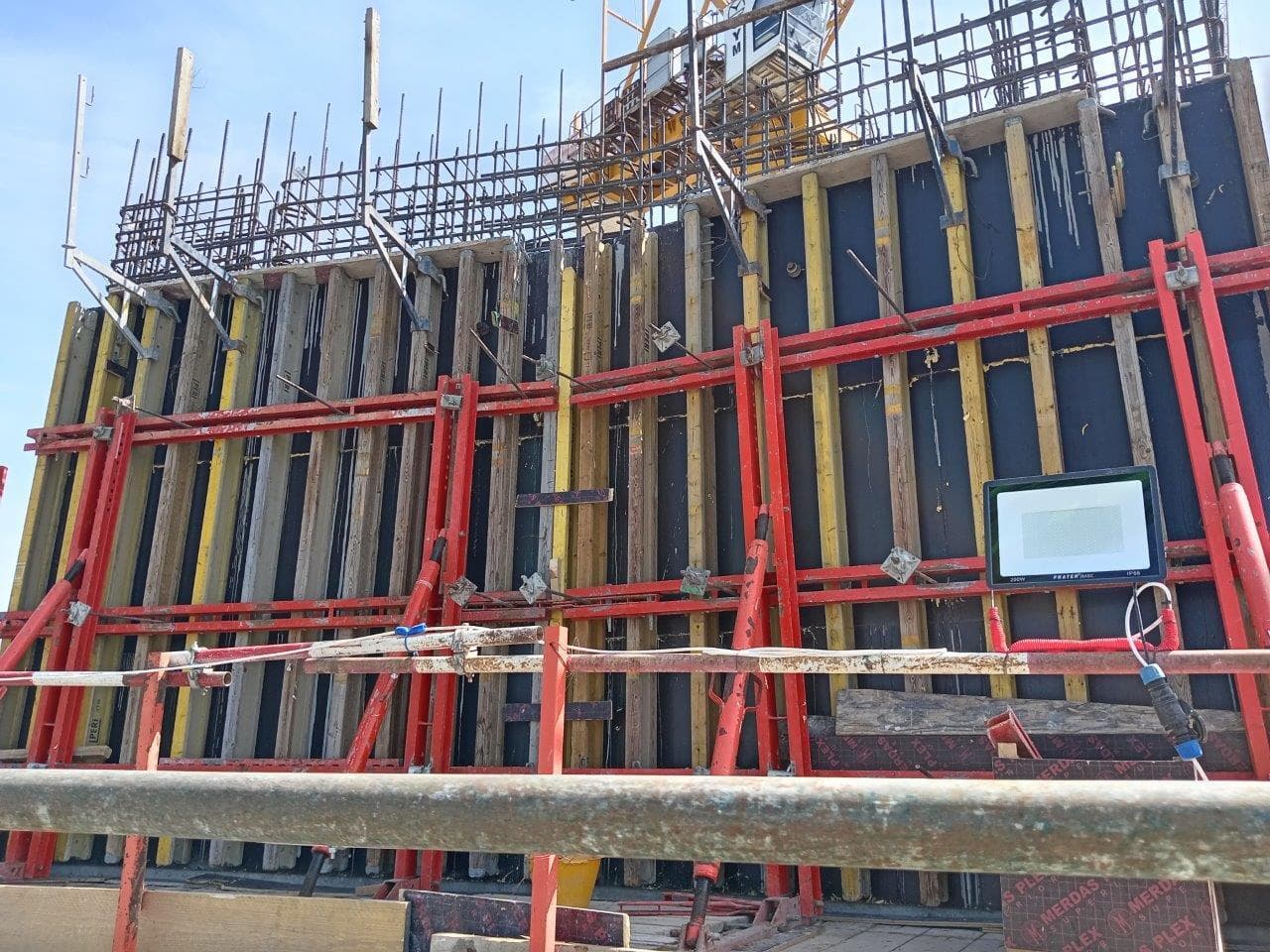Palm Beach Towers - Construction