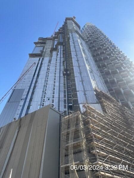 Regalia - Construction