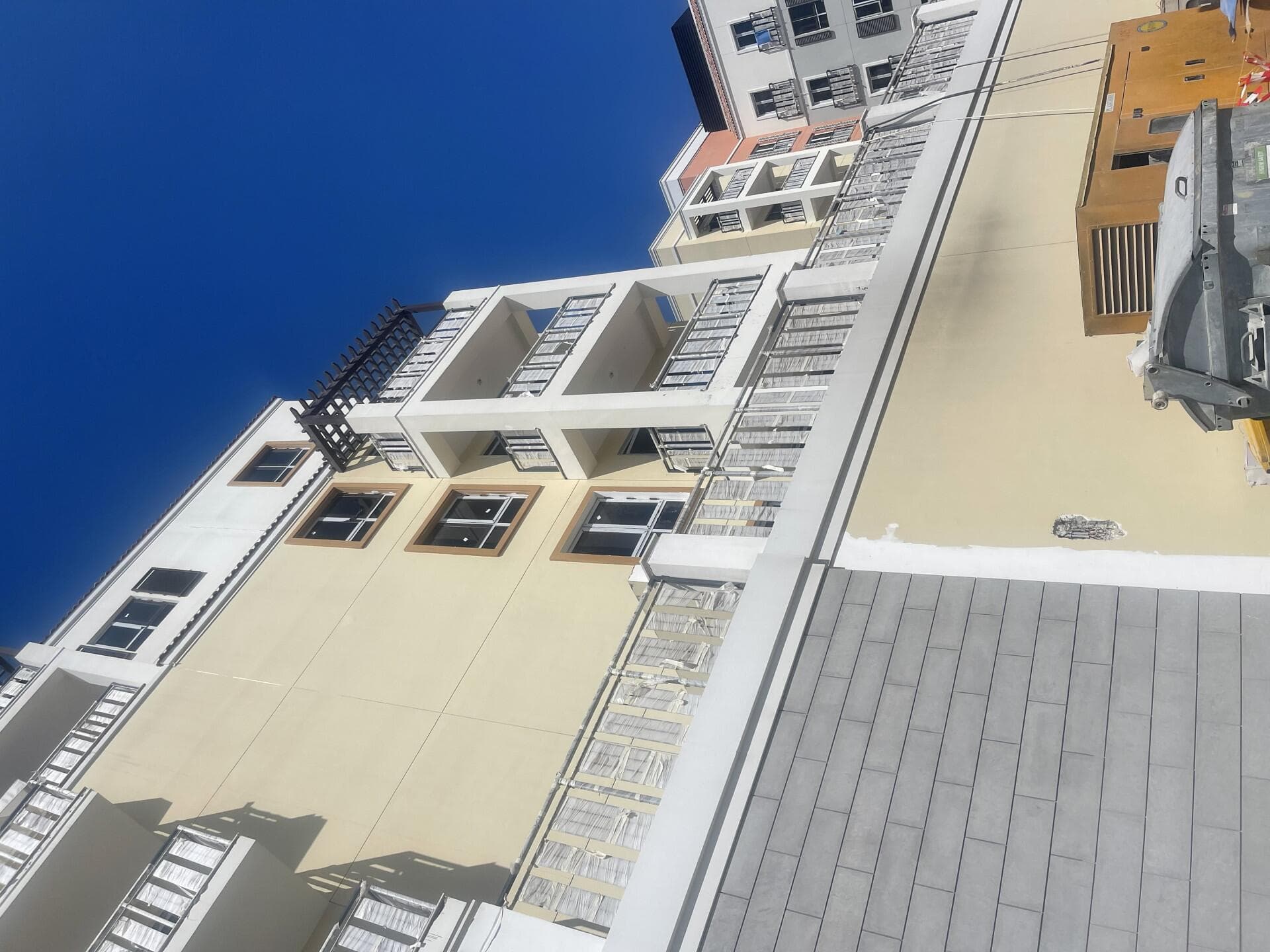 Port De La Mer - La Sirene - Construction