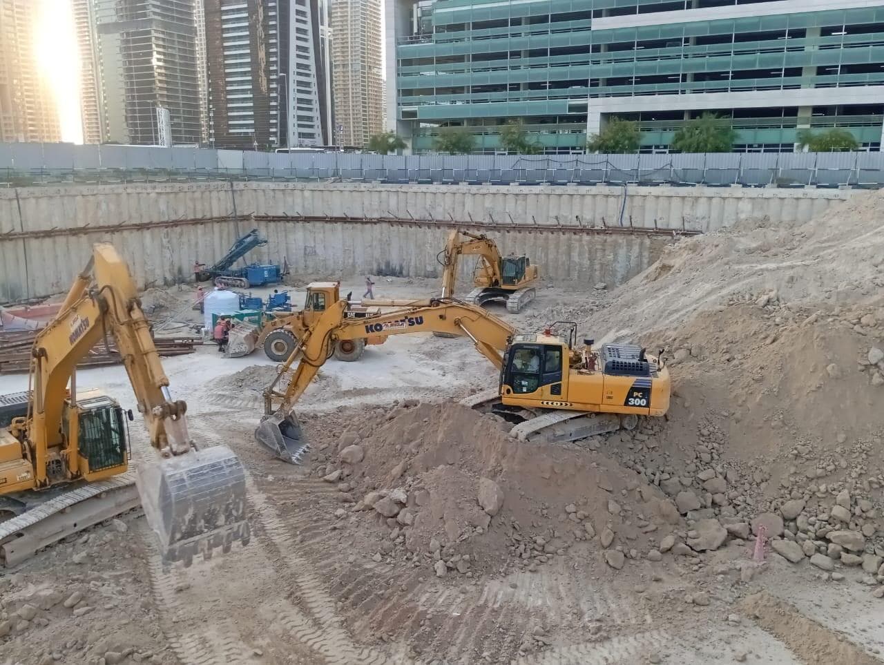 UH - Construction