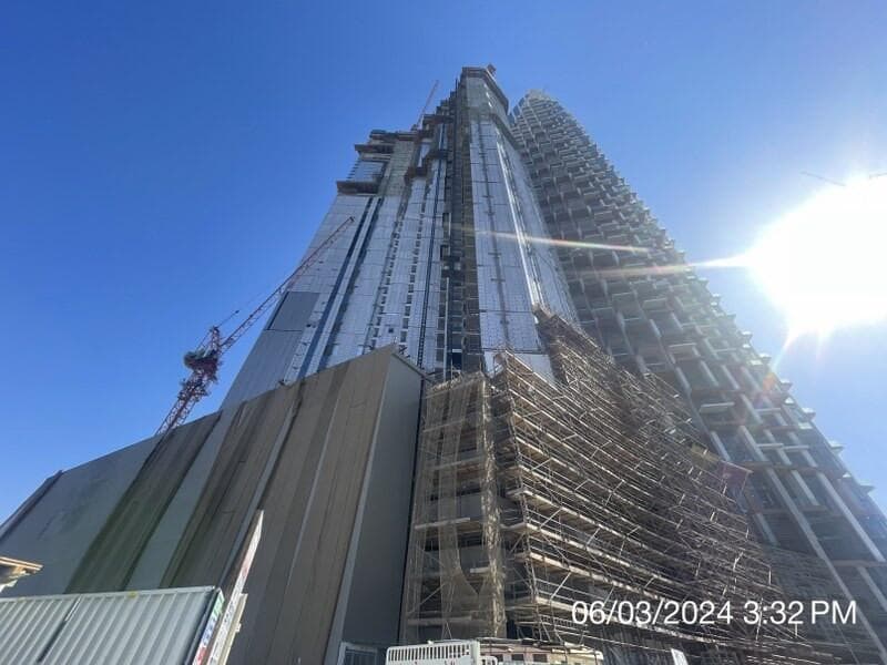 Regalia - Construction