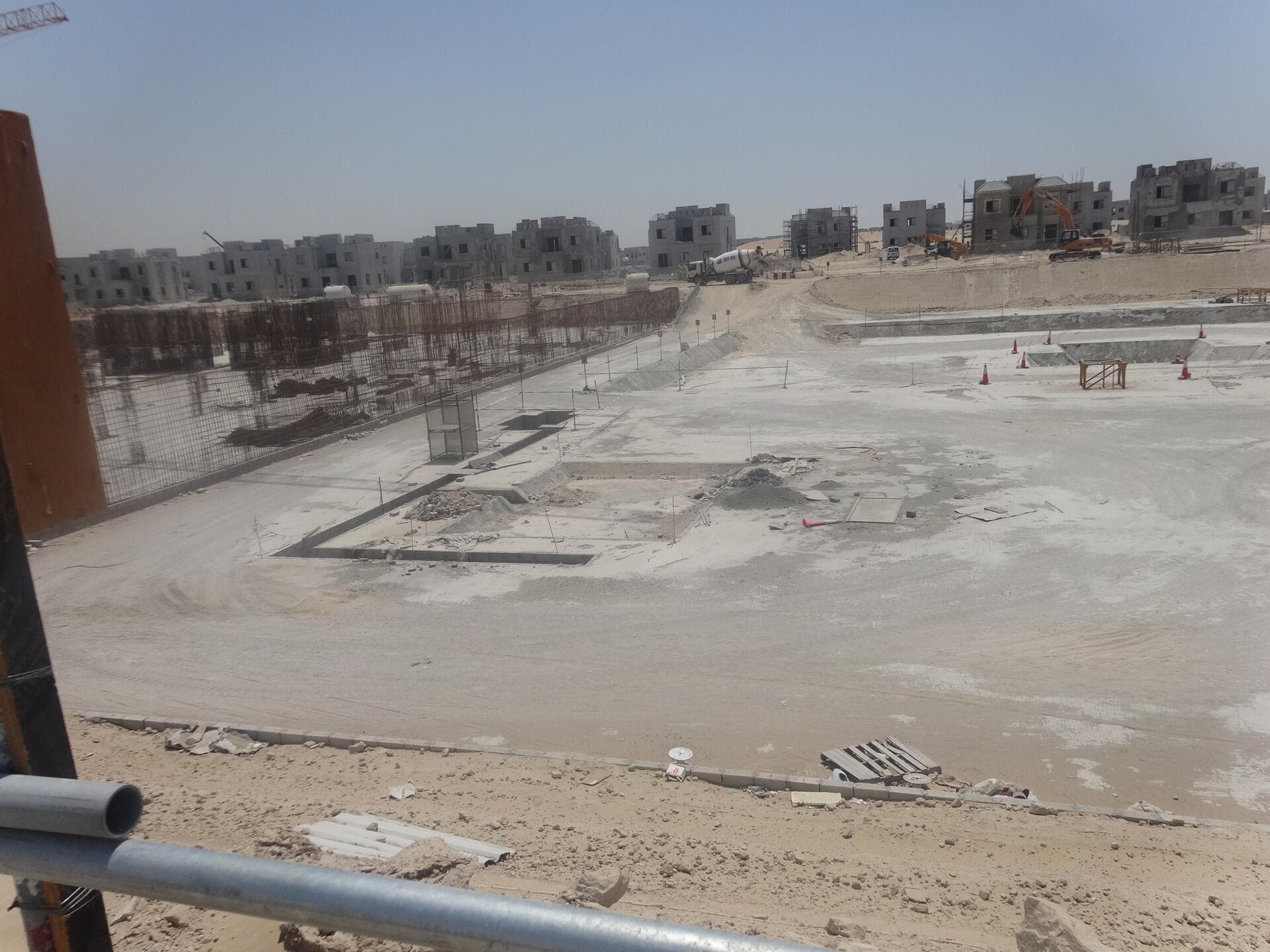 Living Legends Phase 5 - Construction